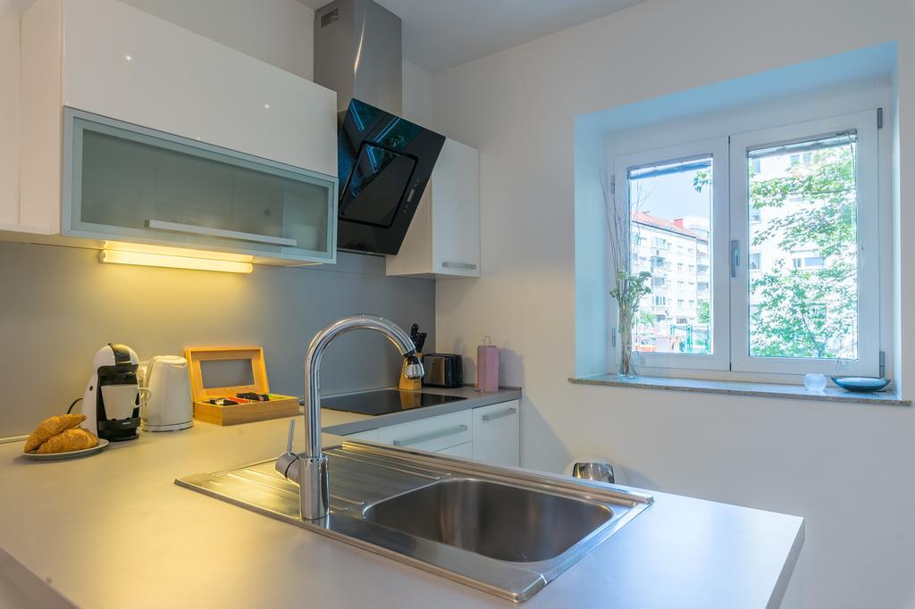 Fine Apartment Janeza Pavla Liubliana Exterior foto